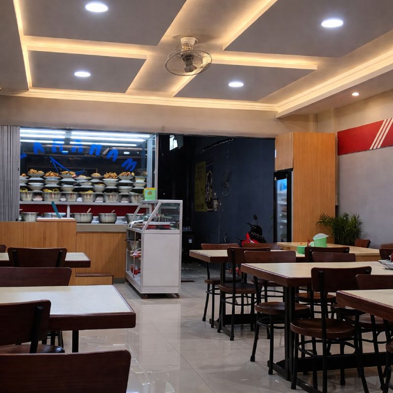 Interior Rumah Makan Maharajo Jagakarsa